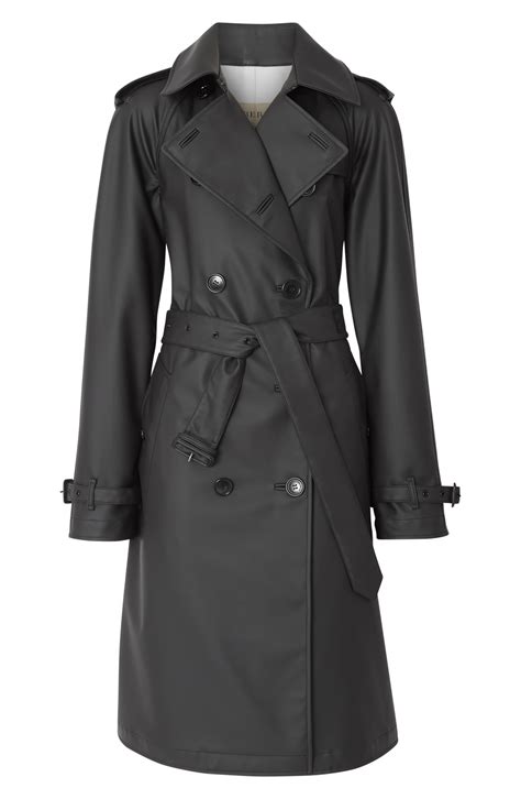 are burberry trench coats waterproof.